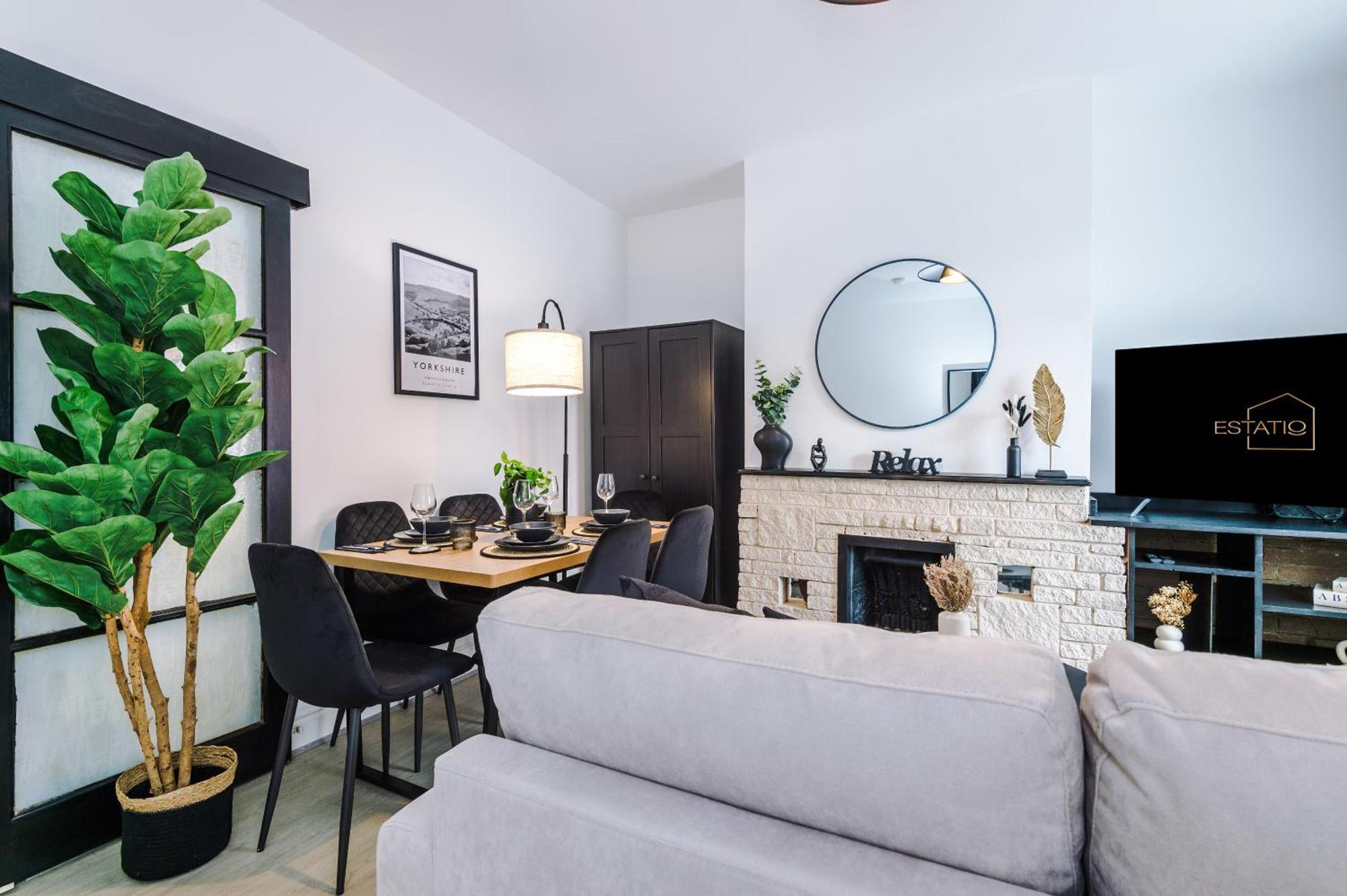 Modern Premium 3 Bed Hidden Gem - Central Location Μπάρνσλεϊ Εξωτερικό φωτογραφία