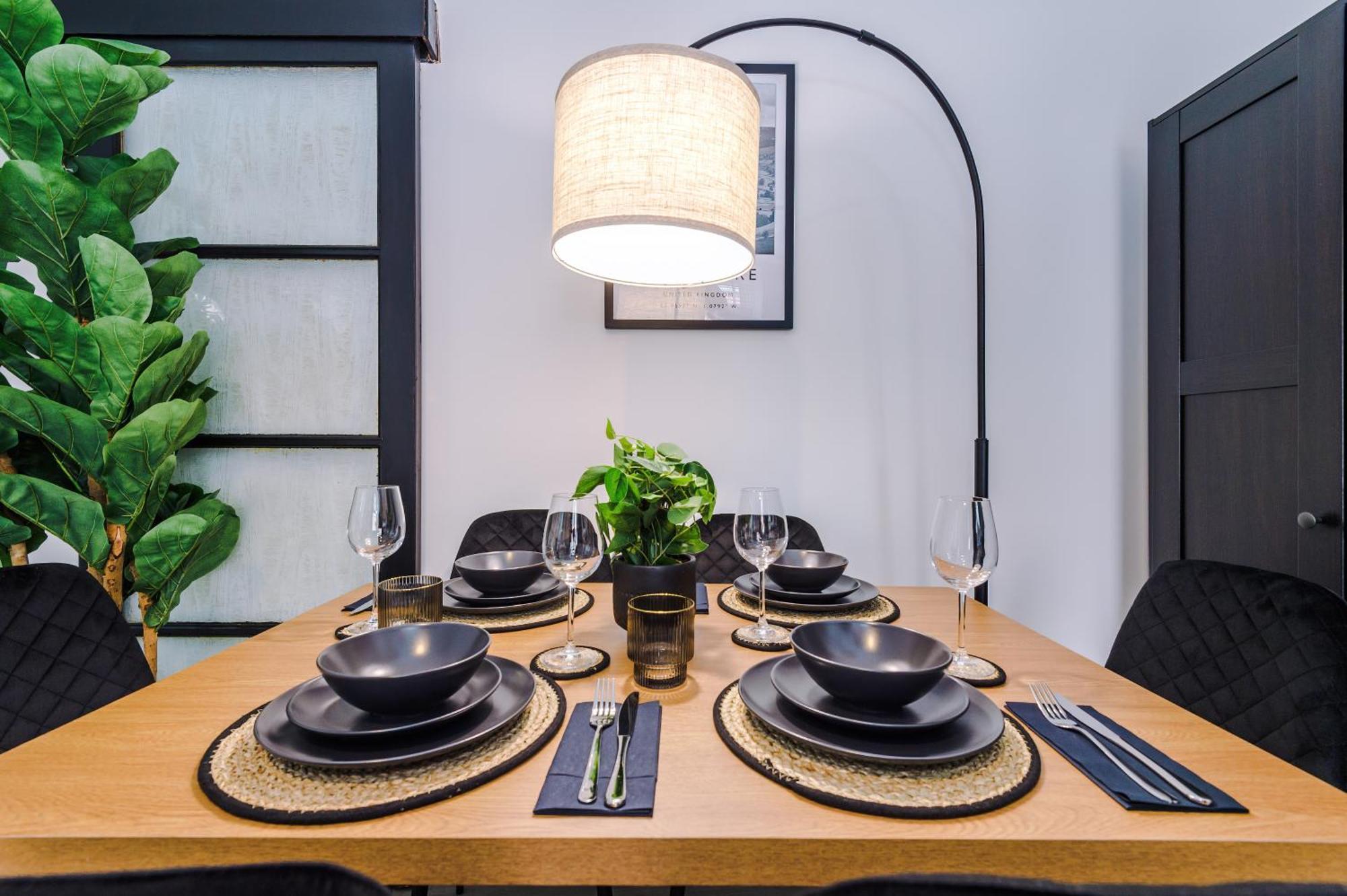 Modern Premium 3 Bed Hidden Gem - Central Location Μπάρνσλεϊ Εξωτερικό φωτογραφία